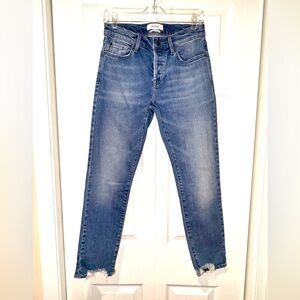 Pistola Straight Leg Jeans – Medium Chewed Raw Hem Size 26. EUC